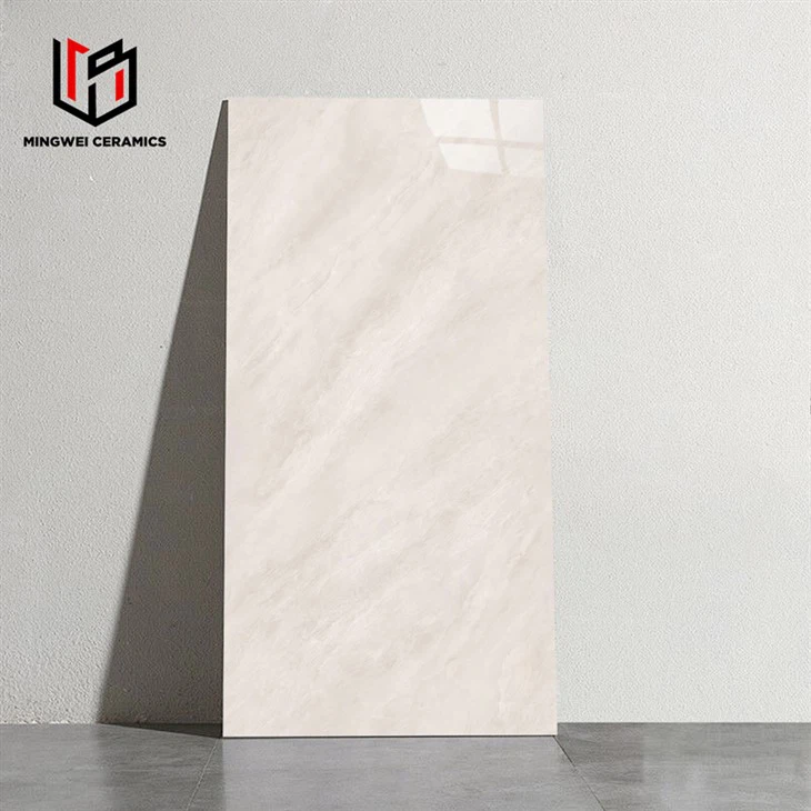 Yaltiroq yumshoq yorug'lik rangi plitkalar